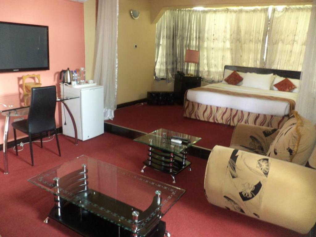 Royal City Dubai Complex Kisumu Dış mekan fotoğraf