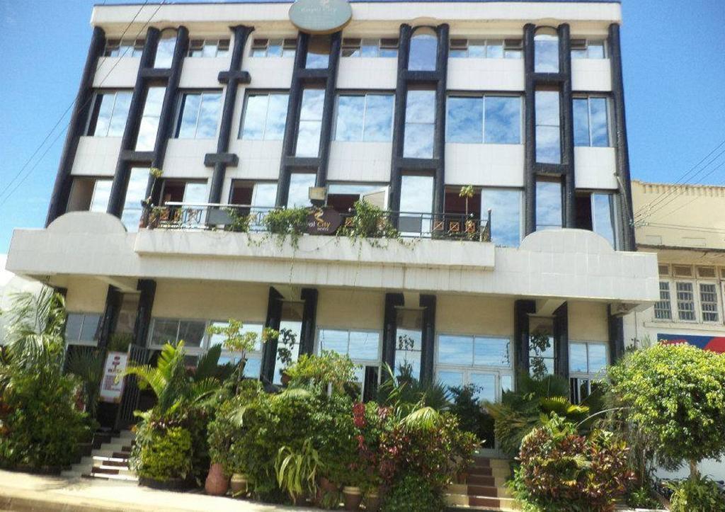 Royal City Dubai Complex Kisumu Dış mekan fotoğraf