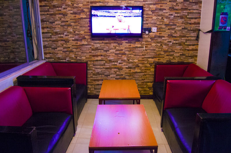 Royal City Dubai Complex Kisumu Dış mekan fotoğraf