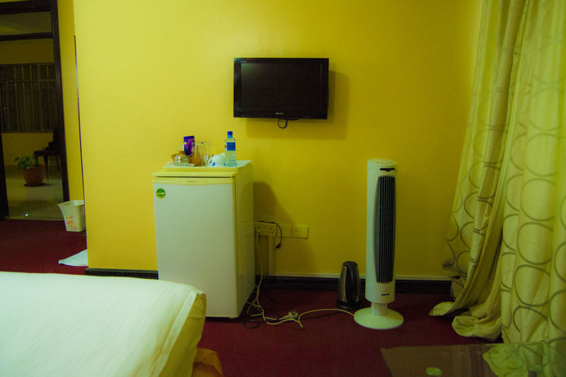 Royal City Dubai Complex Kisumu Dış mekan fotoğraf