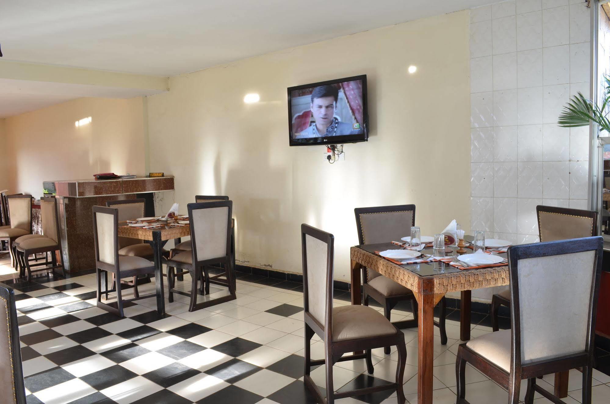 Royal City Dubai Complex Kisumu Dış mekan fotoğraf