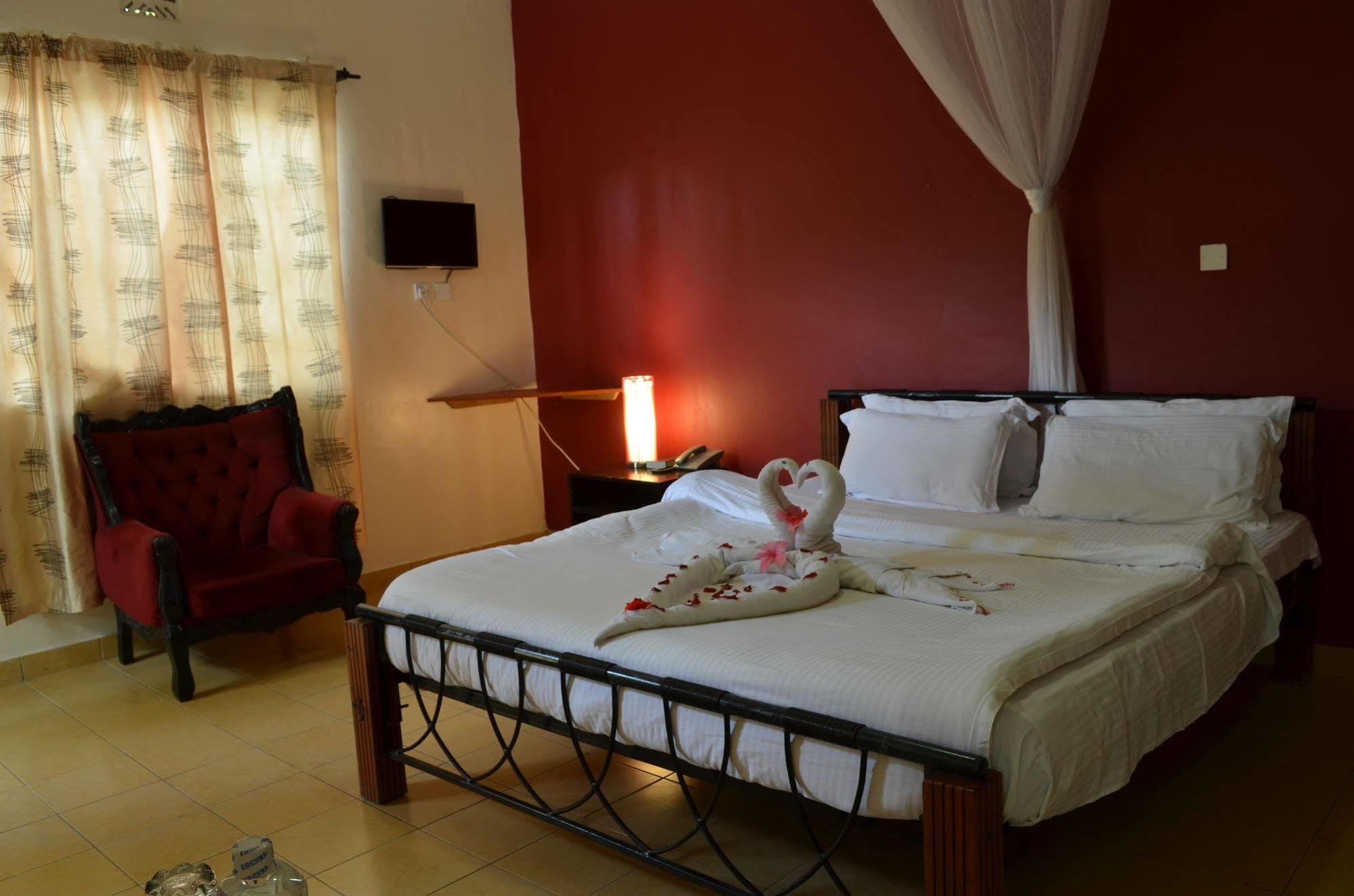 Royal City Dubai Complex Kisumu Dış mekan fotoğraf