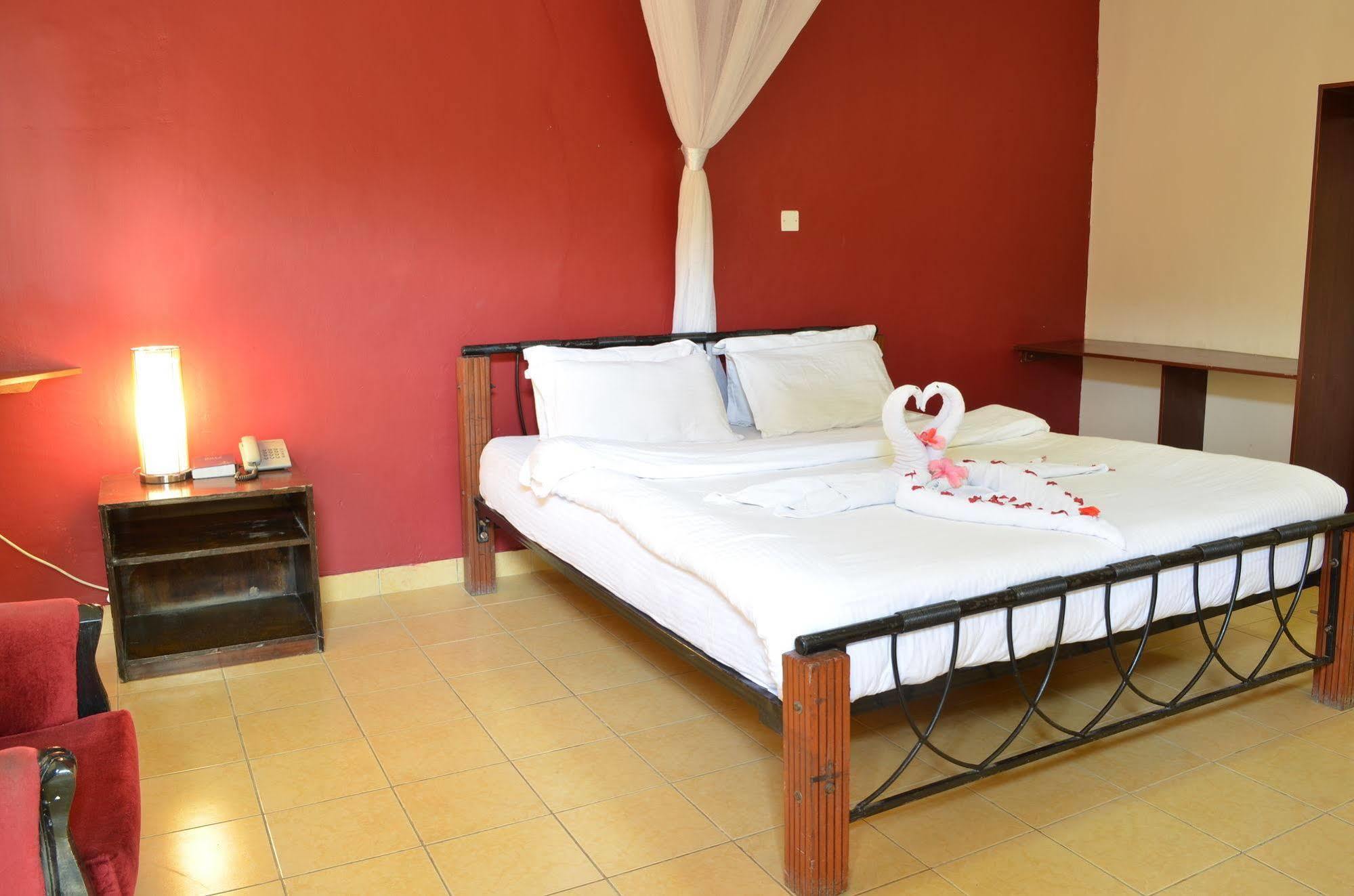 Royal City Dubai Complex Kisumu Dış mekan fotoğraf